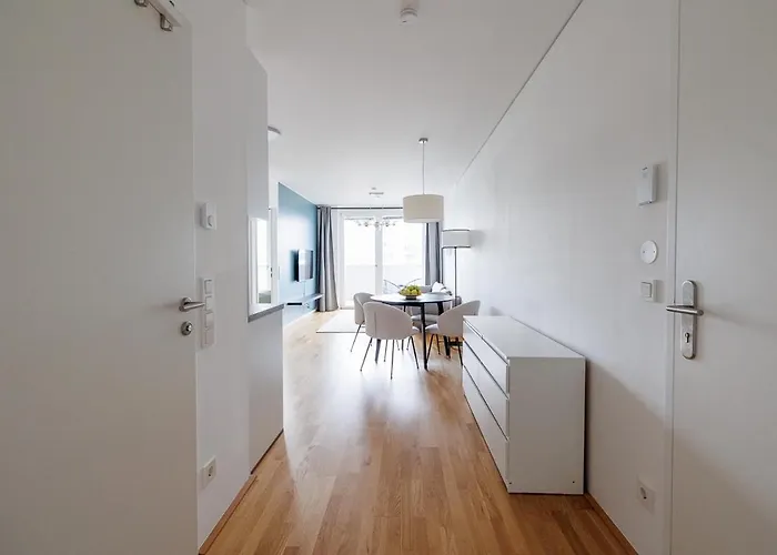 Appartement Lovely In Marina Tower - 10min To Center *